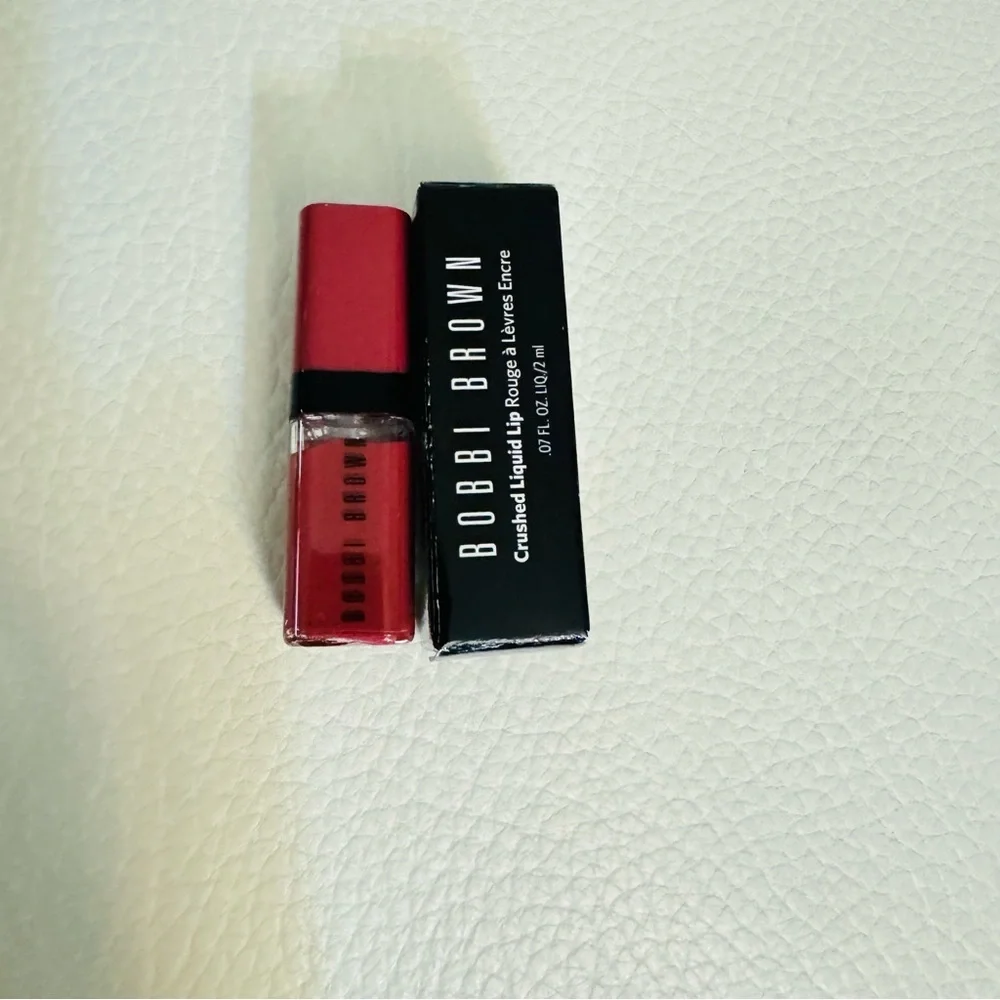 Bobbi Brown Crushed Liquid Lip color in Smoothie Move shade (2 ml) travel size